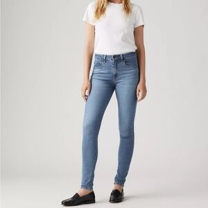 Levi’s High-Rise Skinny Jeans